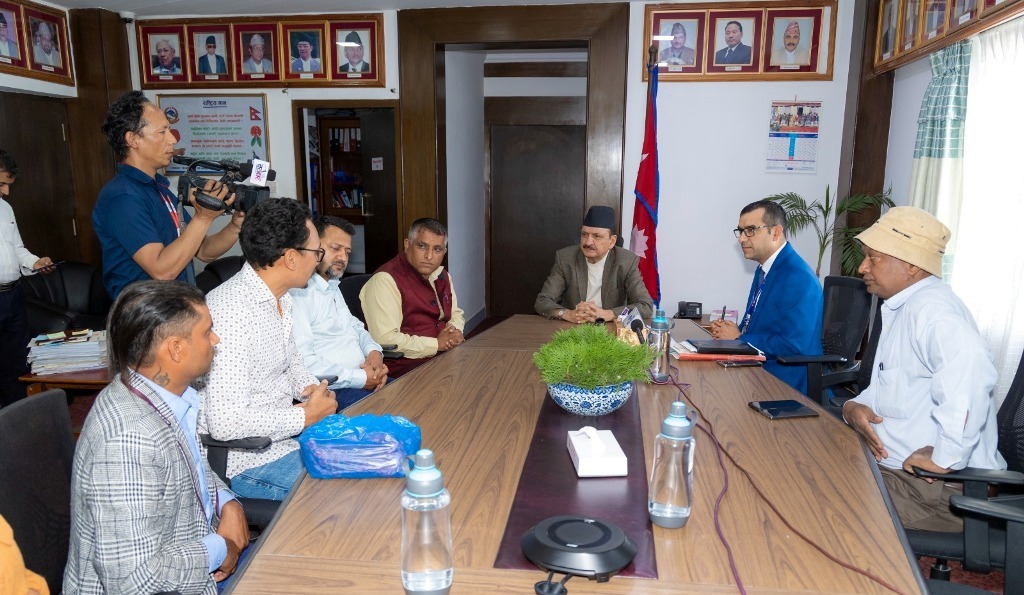 डा. प्रकाशशरण महत