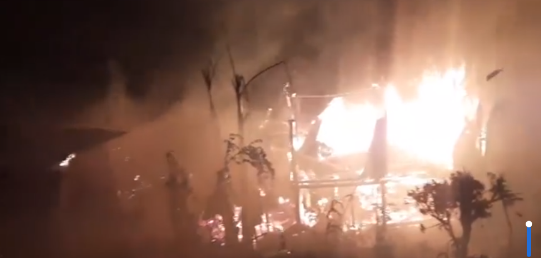 इलामको माङ्सेबुङमा आगलागी