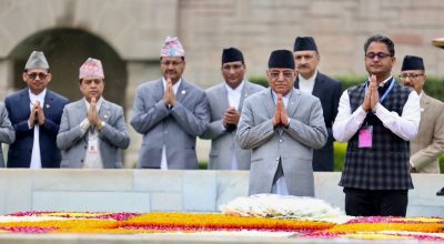 प्रधानमन्त्री प्रचण्ड राजघाटमा