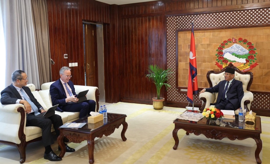 प्रधामन्त्री प्रचण्डसँग विश्व बैंक दक्षिण एशिया क्षेत्रका उपाध्यक्षको भेट