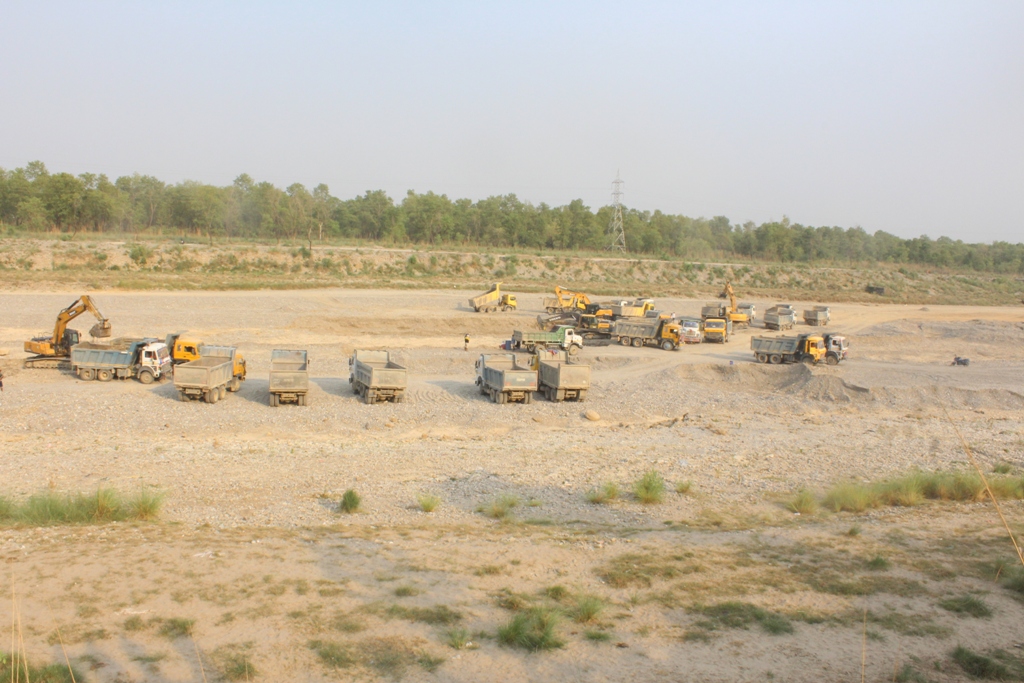 तिनाउ नदीको दोहन