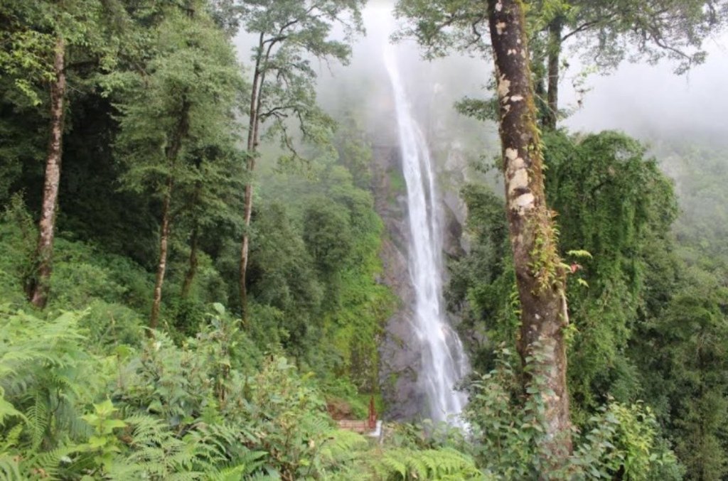 छाँगे झरना