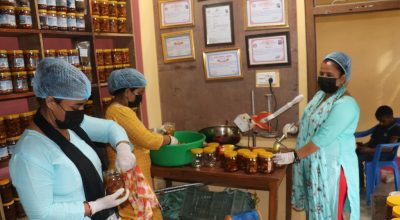 माया पाठक अचार बिक्री