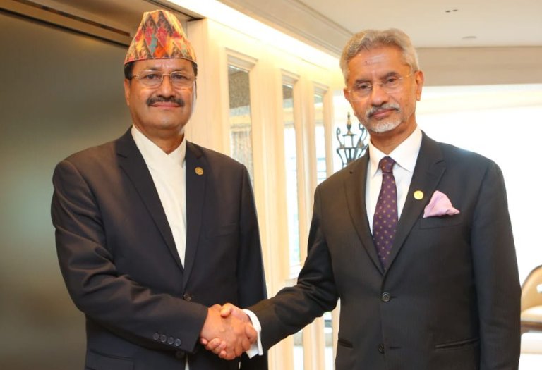 एनपी साउद र एस जयशंकर