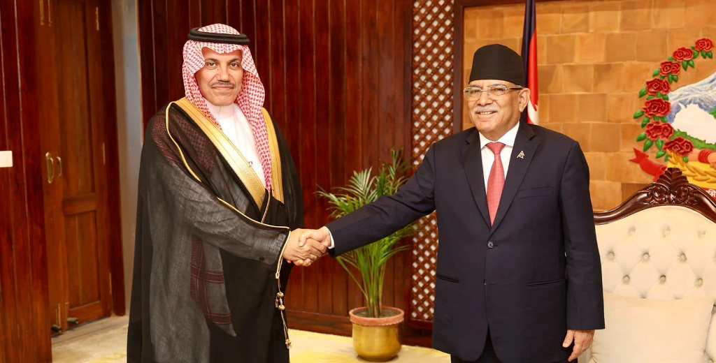 प्रधानमन्त्री प्रचण्ड र साद अबुहमिद