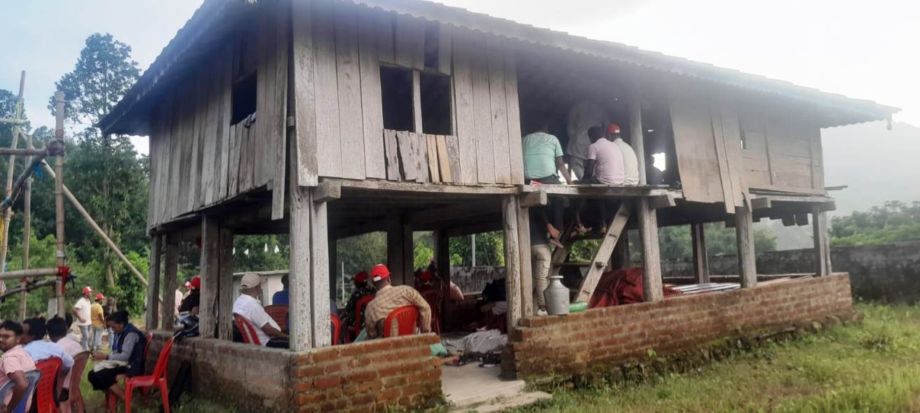 सिरहाको सर्रे अम्बास