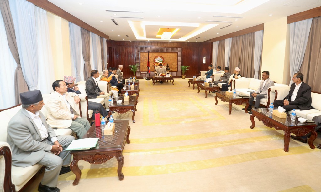 सत्ता गठबन्धनको बैठक