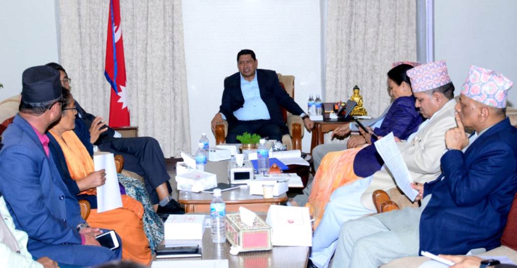 सरकार र शिक्षक महासङ्घबीच औपचारिक वार्ता