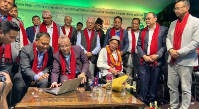 कुलमान घिसिङ्ग र धनराज आचार्य