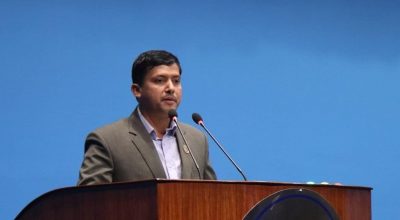 महेश वर्ताैला