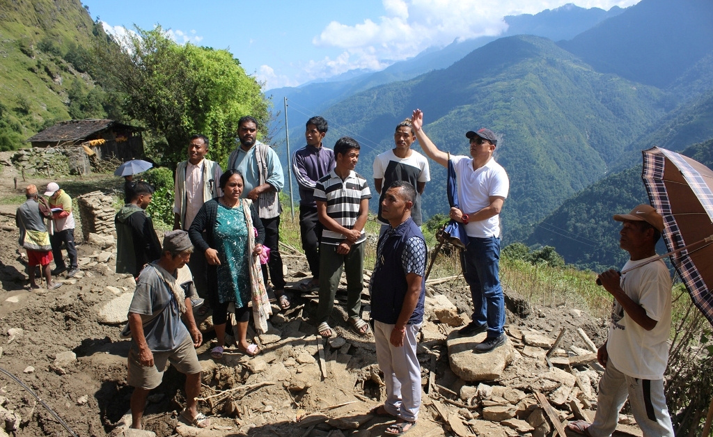 म्याग्दीको महभिर गाउँ पहिरोको जोखिममा