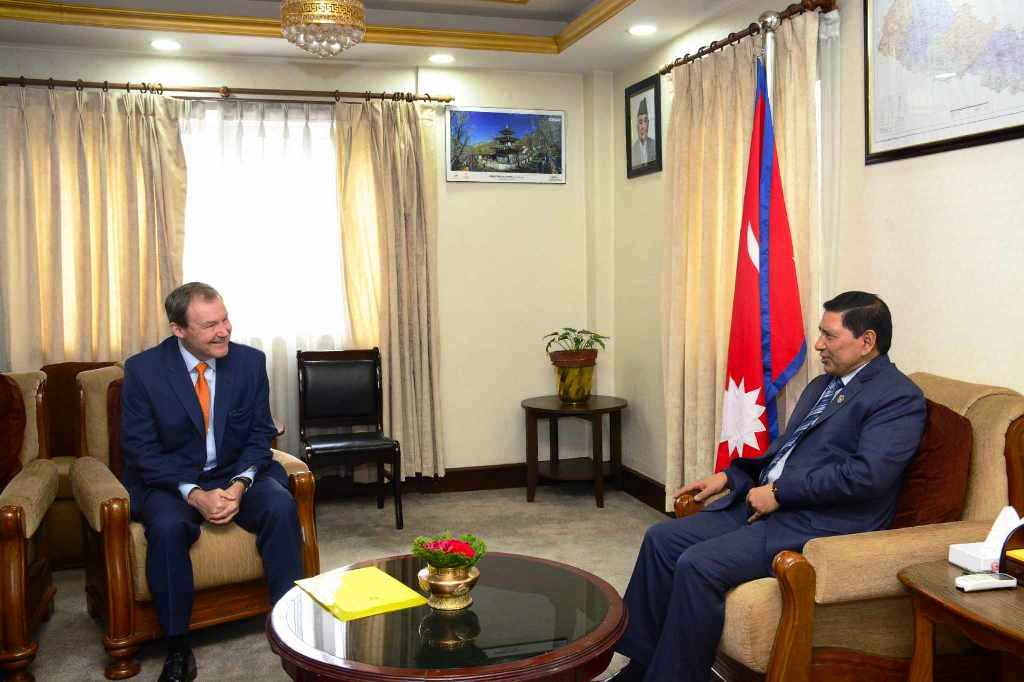 नारायणकाजी श्रेष्ठ र रोब फेन