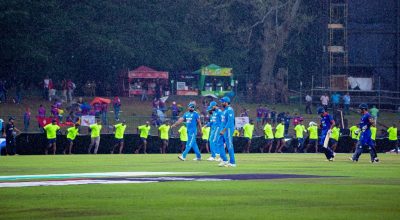 वर्षाका कारण अवरुद्ध