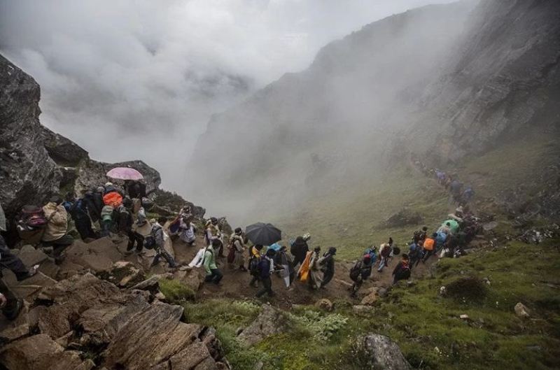 तीर्थयात्रु