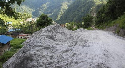 ठेक्का सम्झौताबिनै बालुवा उत्खनन हुँदा राजस्व गुम्यो