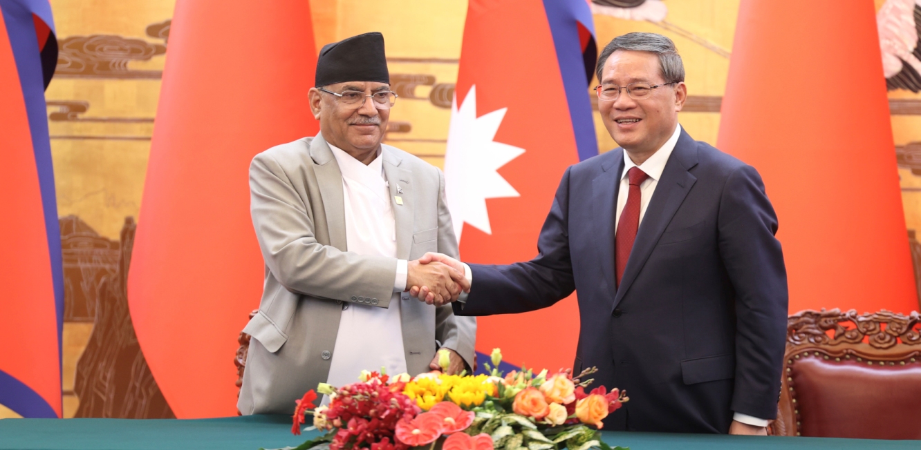 प्रधानमन्त्री प्रचण्ड र लि छ्याङ