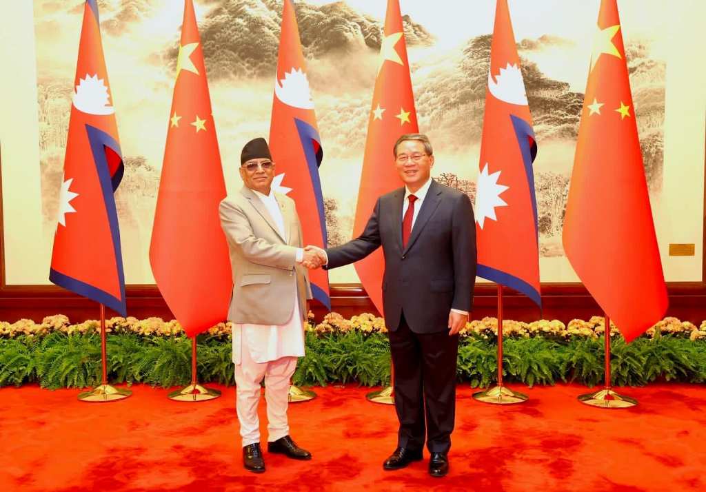 प्रधानमन्त्री प्रचण्ड र लि छ्याङ