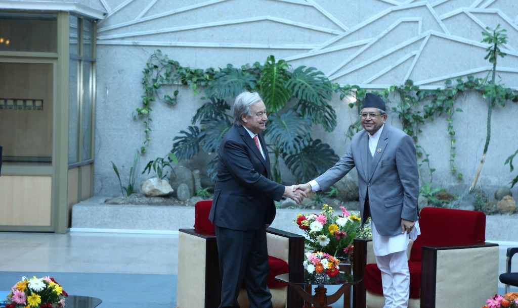 देवराज घिमिरे र एन्टोनियो गुटेरेस