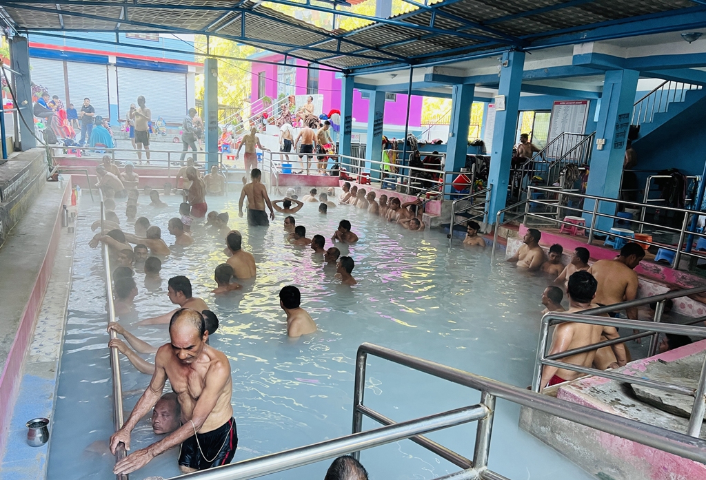 म्याग्दीको तातोपानी कुण्ड