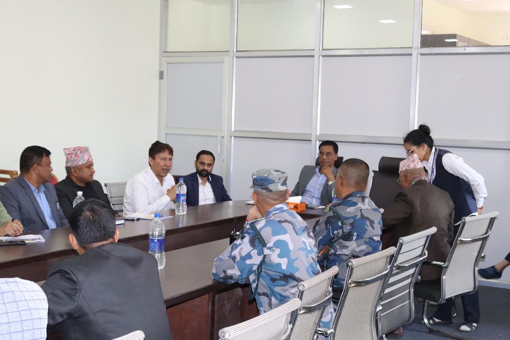 नागढुङ्गा सिस्नेखोला सुरुङमार्ग