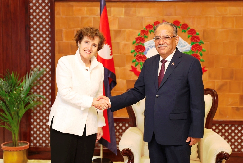 प्रधानमन्त्री प्रचण्ड र एमसीसीकी सीईओबीच बालुवाटारमा भेटवार्ता