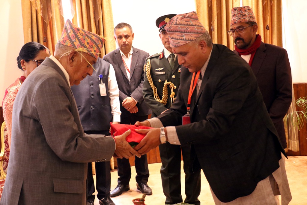  राष्ट्रपति पौडेलको विजयादशमीको टीका 