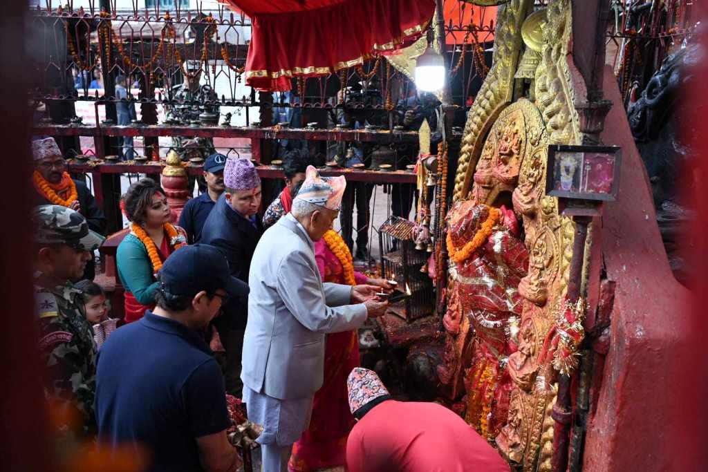 राष्ट्रपति पौडेलद्वारा विभिन्न शक्तिपीठको दर्शन