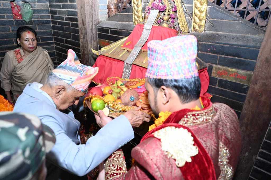 राष्ट्रपति पौडेलद्वारा विभिन्न शक्तिपीठको दर्शन