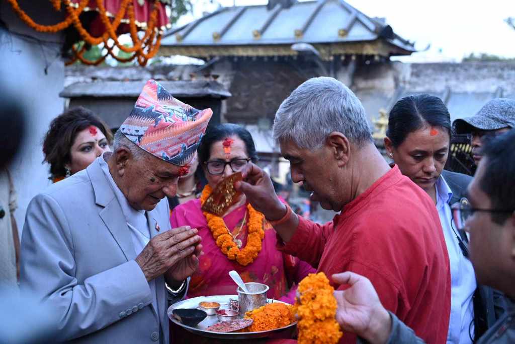 राष्ट्रपति पौडेलद्वारा विभिन्न शक्तिपीठको दर्शन