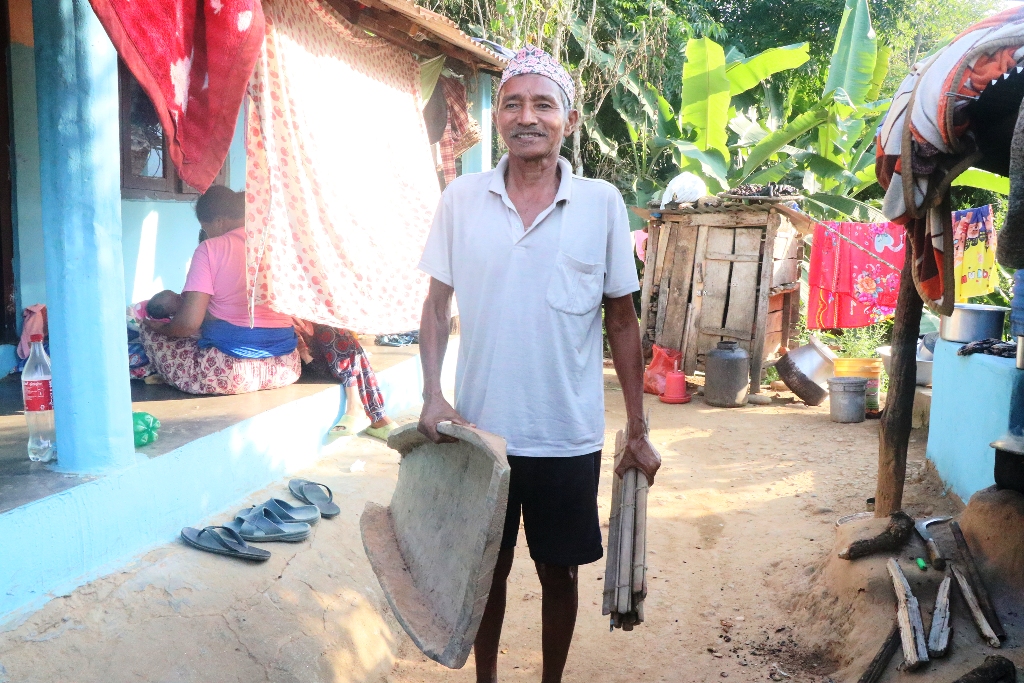 बोटेहरू लागे