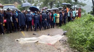 मलेखुमा ट्रकको ठक्करबाट दुई जना स्कुले बालकको घटनास्थलमै मृत्यु