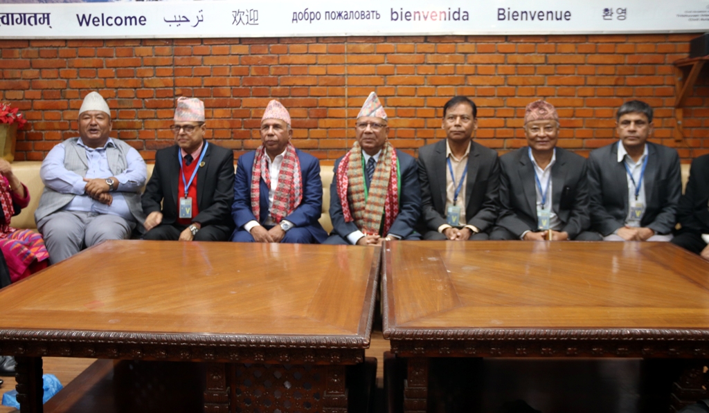 एकीकृत समाजवादीका अध्यक्ष नेपाल चीन प्रस्थान