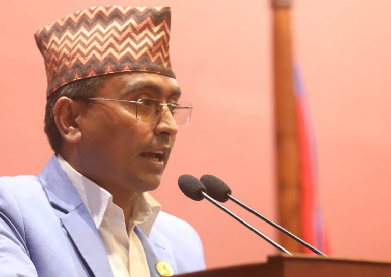 महेशकुमार महरा