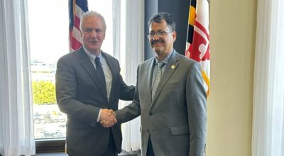 एनपी साउद र क्रिस भ्यान होलेन