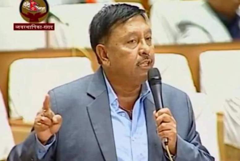 दीपक गिरी