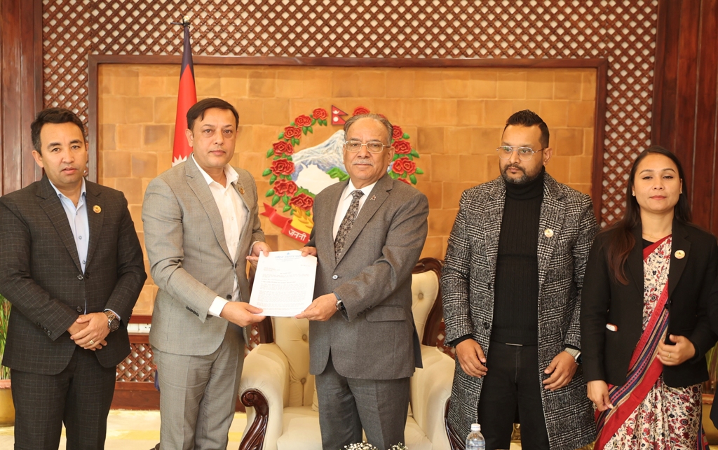 प्रधानमन्त्री प्रचण्ड रास्वपा सांसद