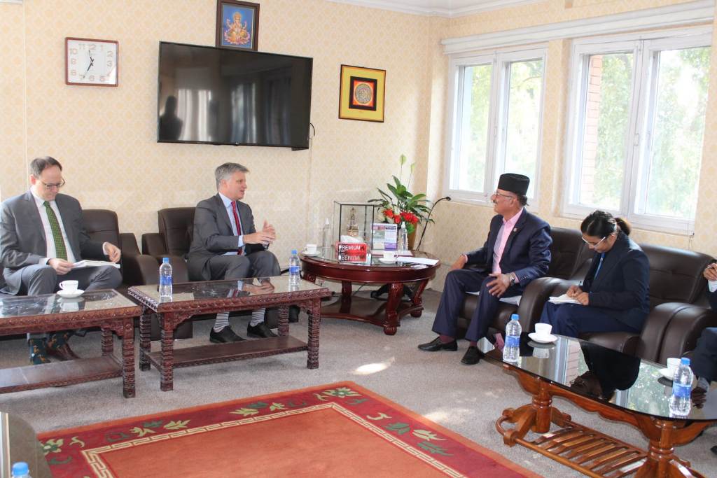 रमेश रिजाल र क्यामेरोन डिन म्याके