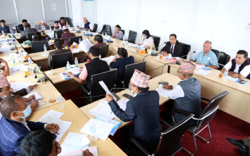 शिक्षा, स्वास्थ्य तथा सूचना प्रविधि समिति