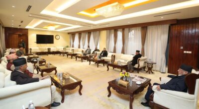 शीर्ष नेताबीचको छलफल