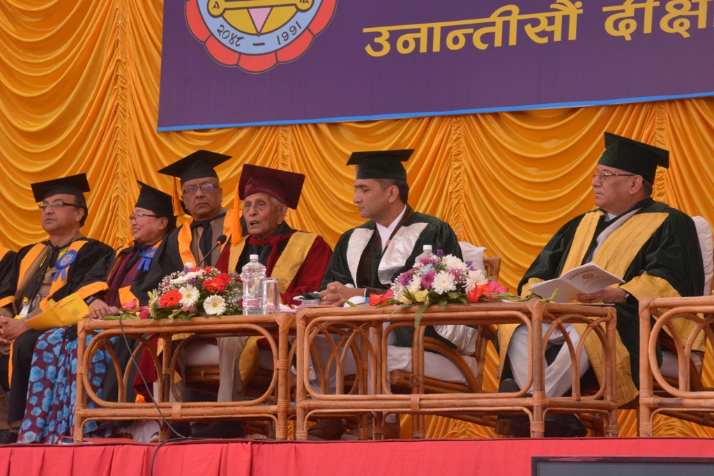 डा. गौरीशङ्करलाल दास