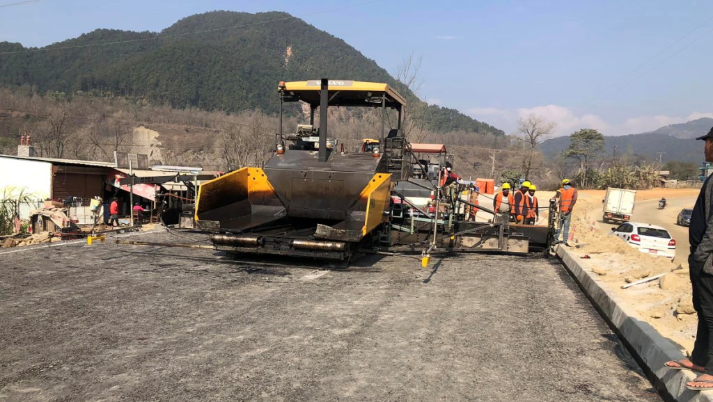 ‘अस्फाल्ट प्रविधि’द्वारा कालोपत्र सुरु