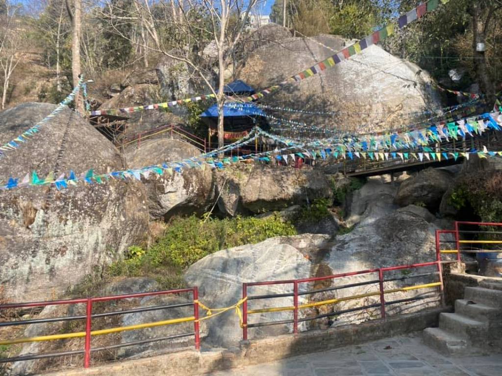 बौडेश्वर मन्दिर