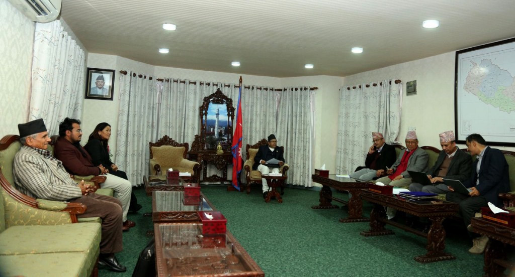 सभामुख घिमिरे र प्रमुख सचेतकबीच छलफल