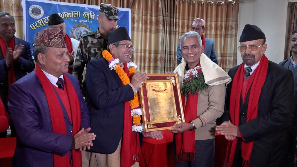 डा. भगवान कोइराला