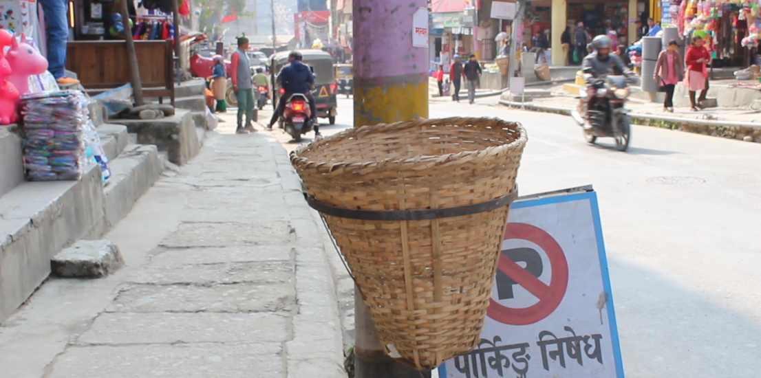 रामेछापको मन्थलीमा ‘डोको डस्टविन’ अभियान