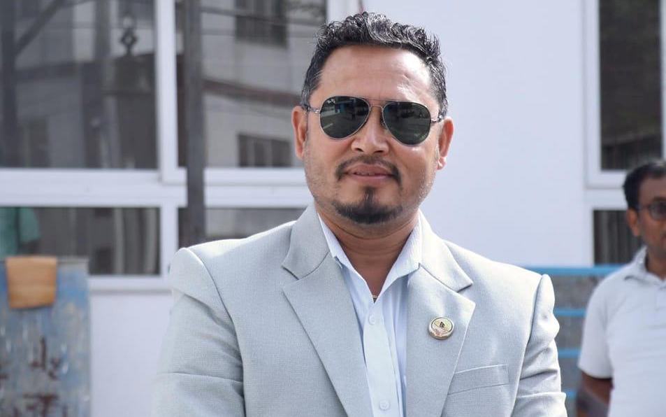 शिव नेपालीे