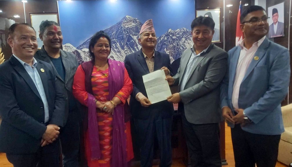 बागमतीका कांग्रेसका ६ जना मन्त्रीद्वारा सामूहिक राजीनामा