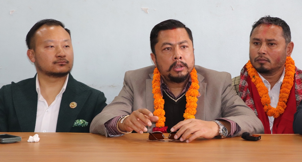 विराजभक्त श्रेष्ठ