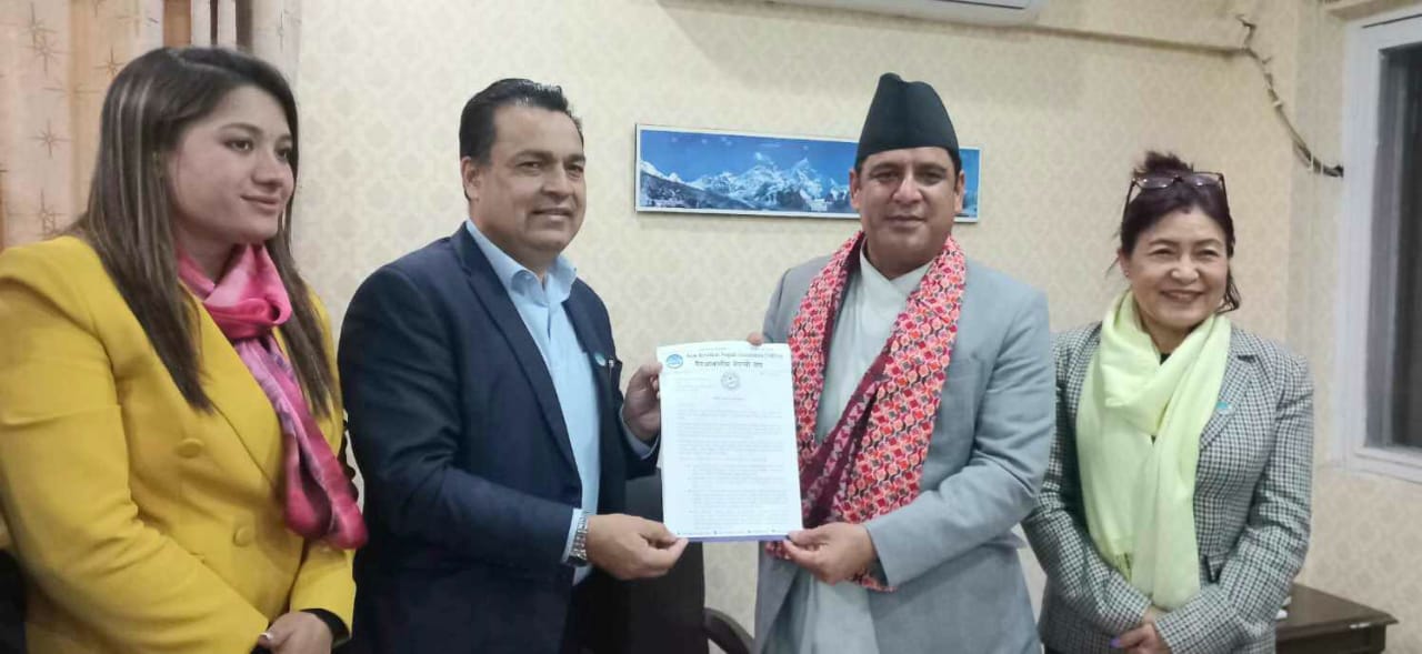 दामोदर भण्डारी र डा. बद्री केसी