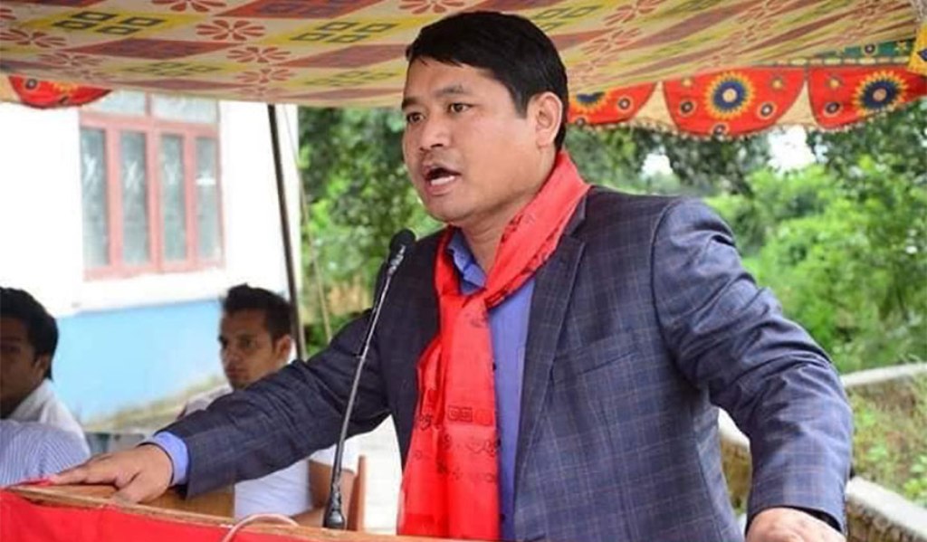 दीपेश पुन